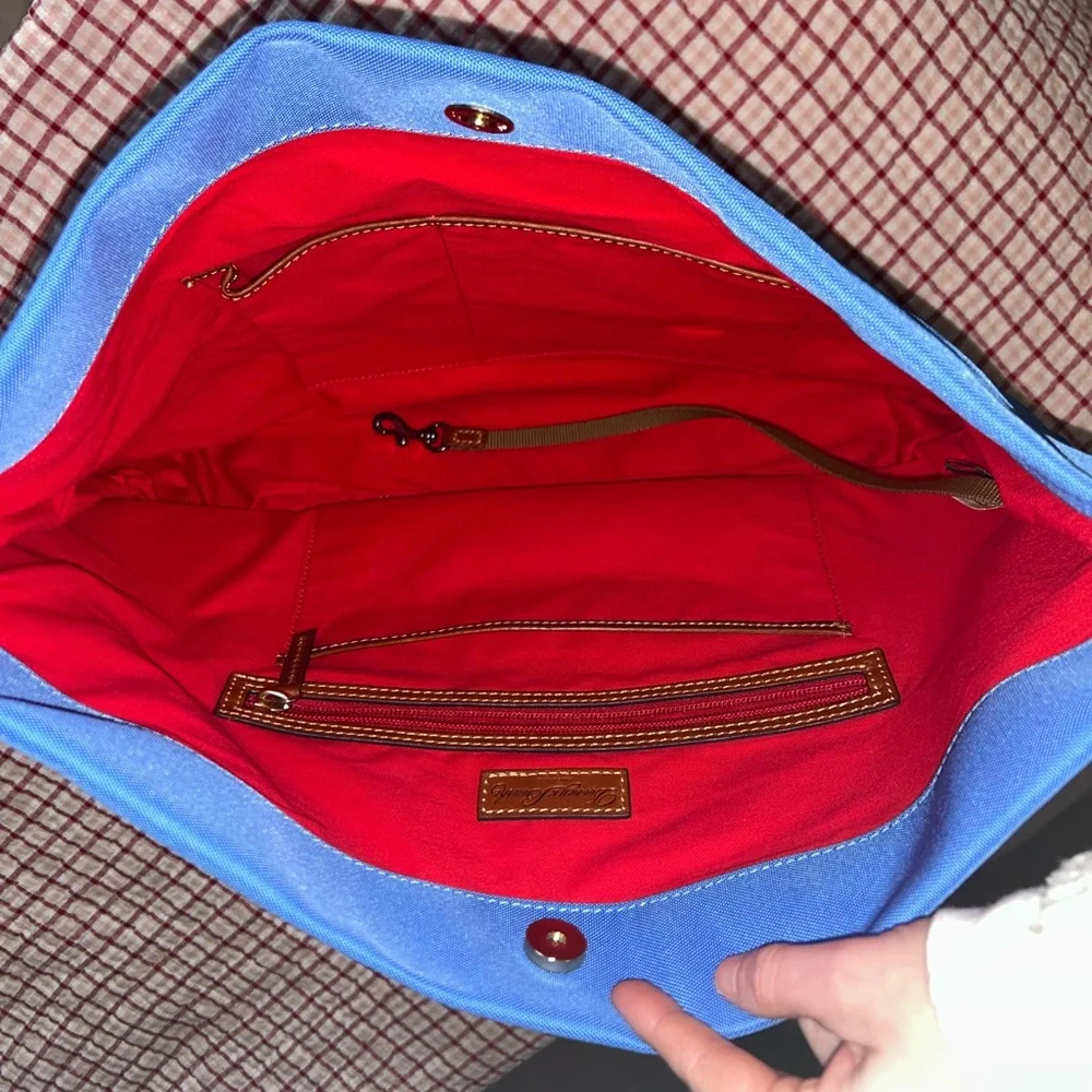 Dooney & Bourke shoulder bag